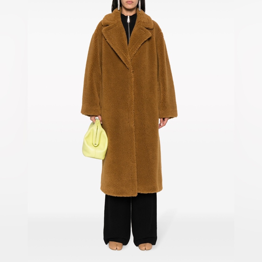 Stand studio teddy coat. Size small. Great condition.